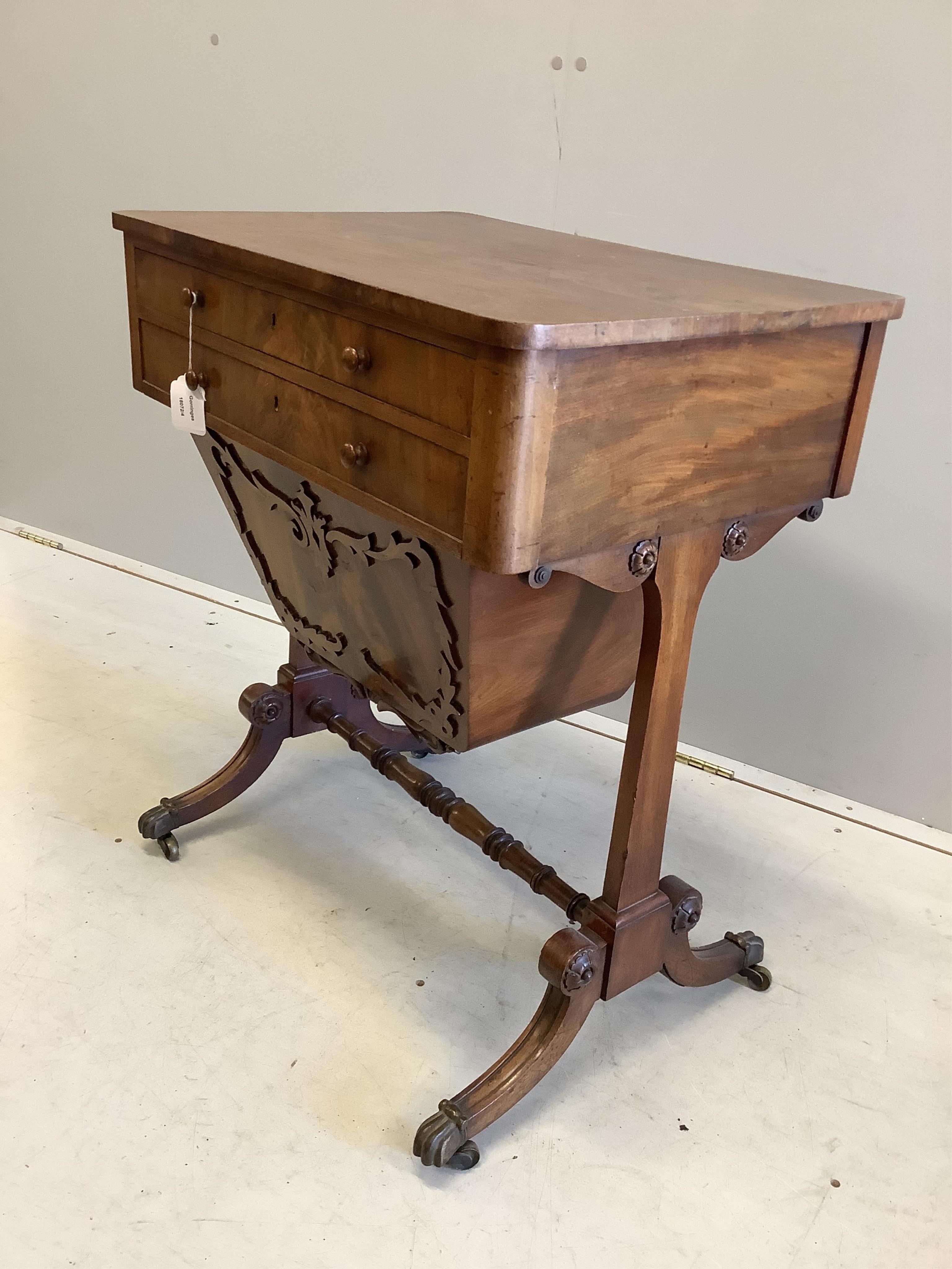 A Regency mahogany work table, width 61cm, depth 44cm, height 72cm